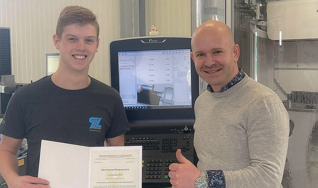 Wir gratulieren Alex zu seiner, mit Auszeichnung bestandenen Meisterprüfung
